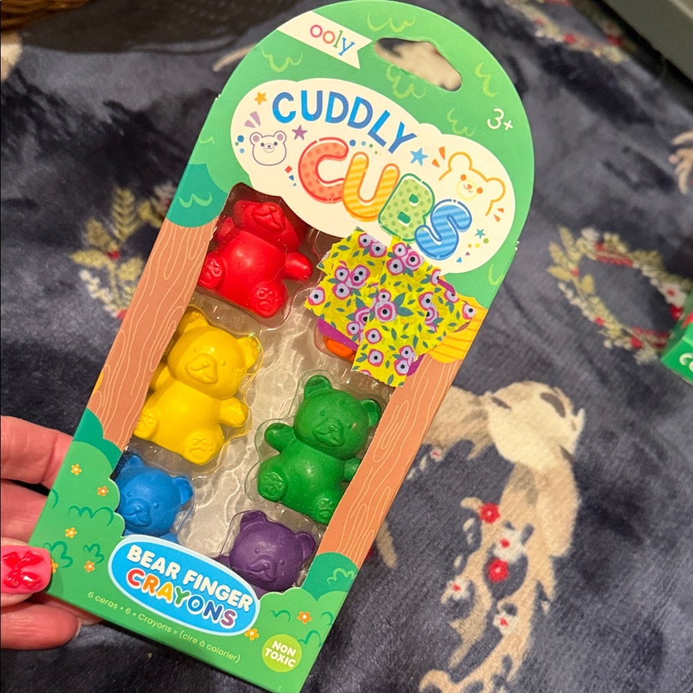 Cuddly Cubs Bear Finger Crayons - Multicolor - 6 crayons